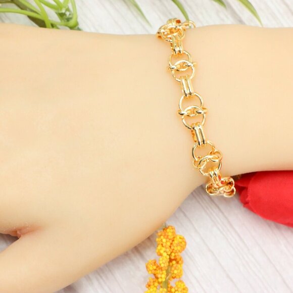 "Trendy Handmade Bracelet – A Thoughtful Gift for Girls & Women | UNVRC1656 - Picture 10 of 10